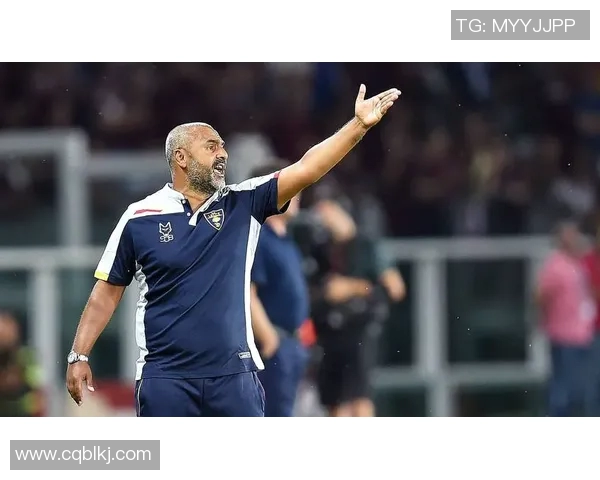 AC米兰与都灵鏖战90分钟终场平局双方均无建树展现防守之道